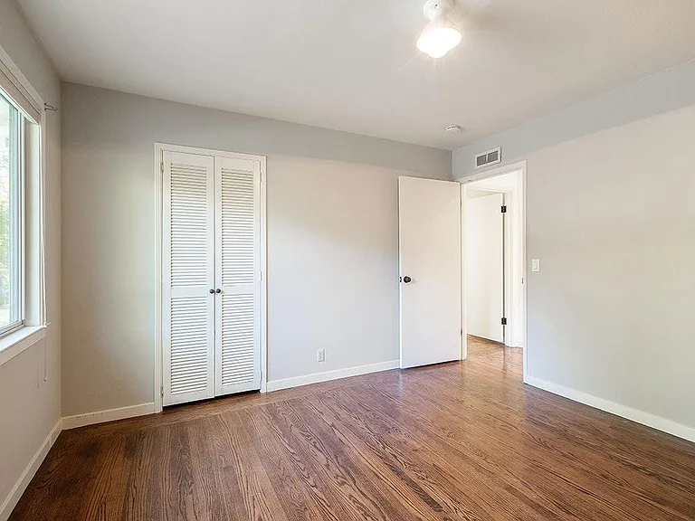 25 Tarry Rd — Photo 7