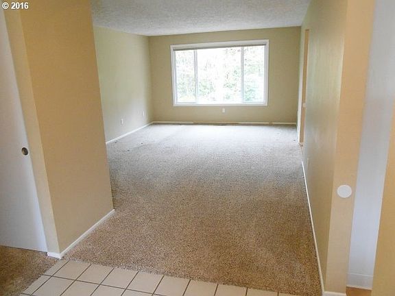 3rd image of 2422 SE 138th Ct