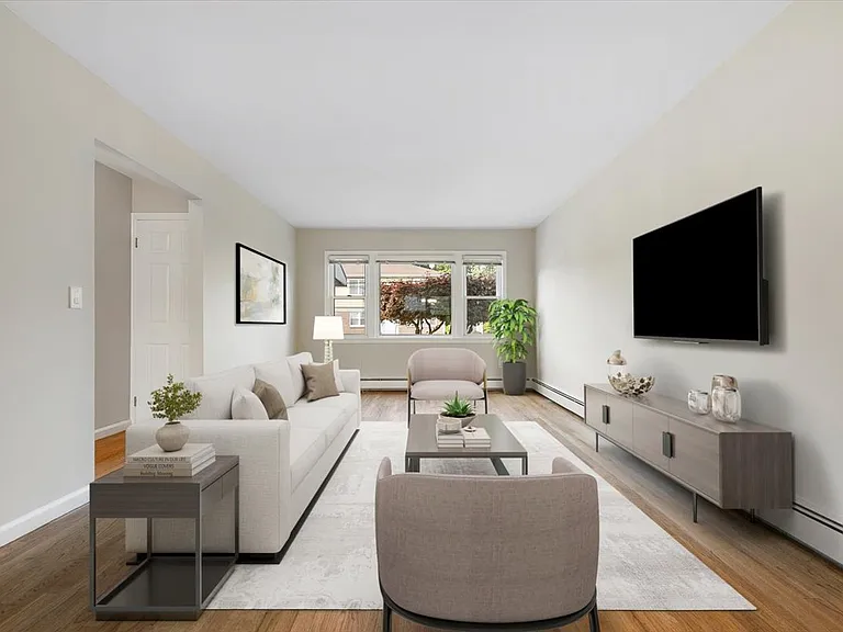 7 Madison St #1 — Photo 2