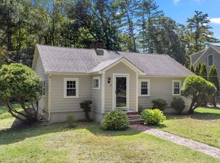 16 Pumping Station Rd, Marion, MA 02738