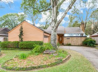 12111 Leafy Arbor Dr, Houston, TX 77070
