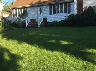 17 Stockton Rd, New Brunswick, NJ 08901