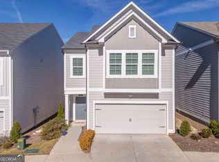 122 Old Mill Dr, Calhoun, GA 30701