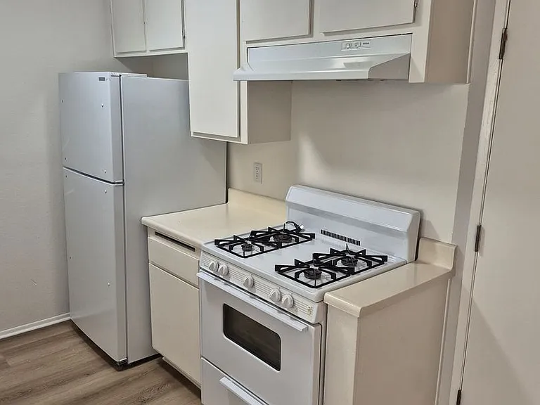 1130 W. San Bernardino Rd — Photo 18