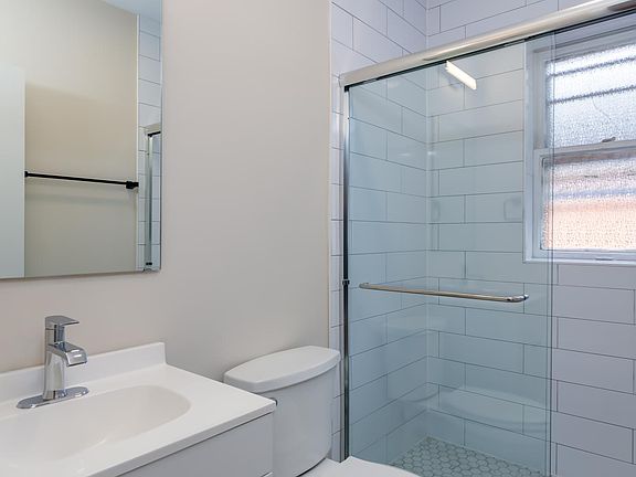 2nd image of 2153 Maury Ave #3
