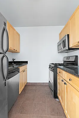 Rented by Compass | media 16