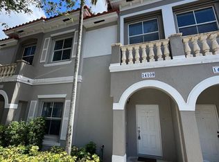 14109 SW 49th St #9, Hollywood, FL 33027