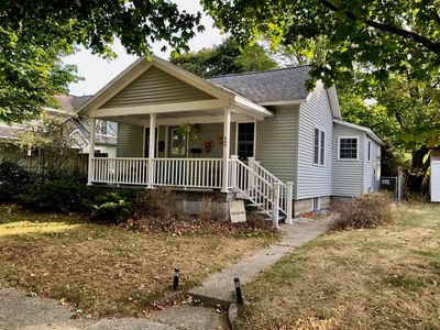 504 N Rowe St, Ludington, MI, 49431