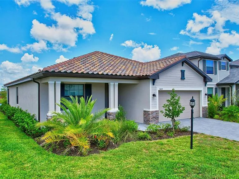 5409 Coral Reef Way — Photo 1