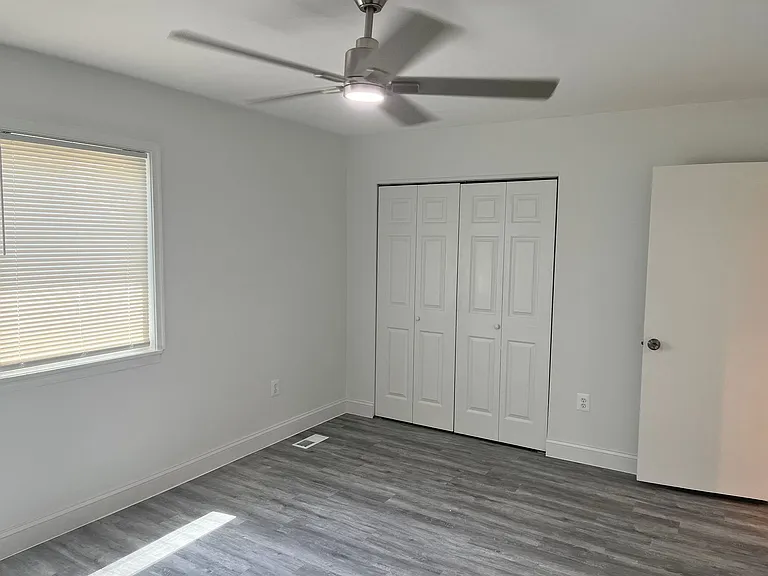 1308 Wexford Ct — Photo 8