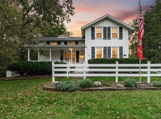 6913 Bear Ridge Rd, North Tonawanda, NY 14120