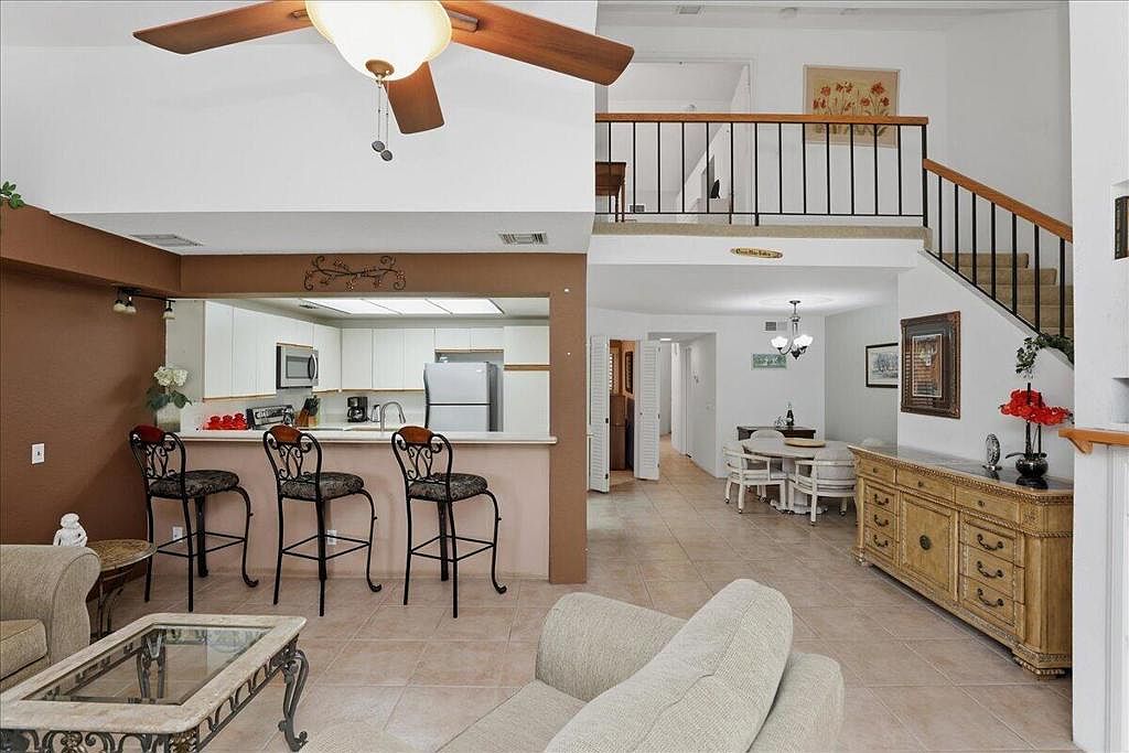 41521 E Woodhaven Dr
