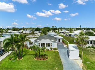 1390 Blue Heron Dr, Englewood, FL 34224