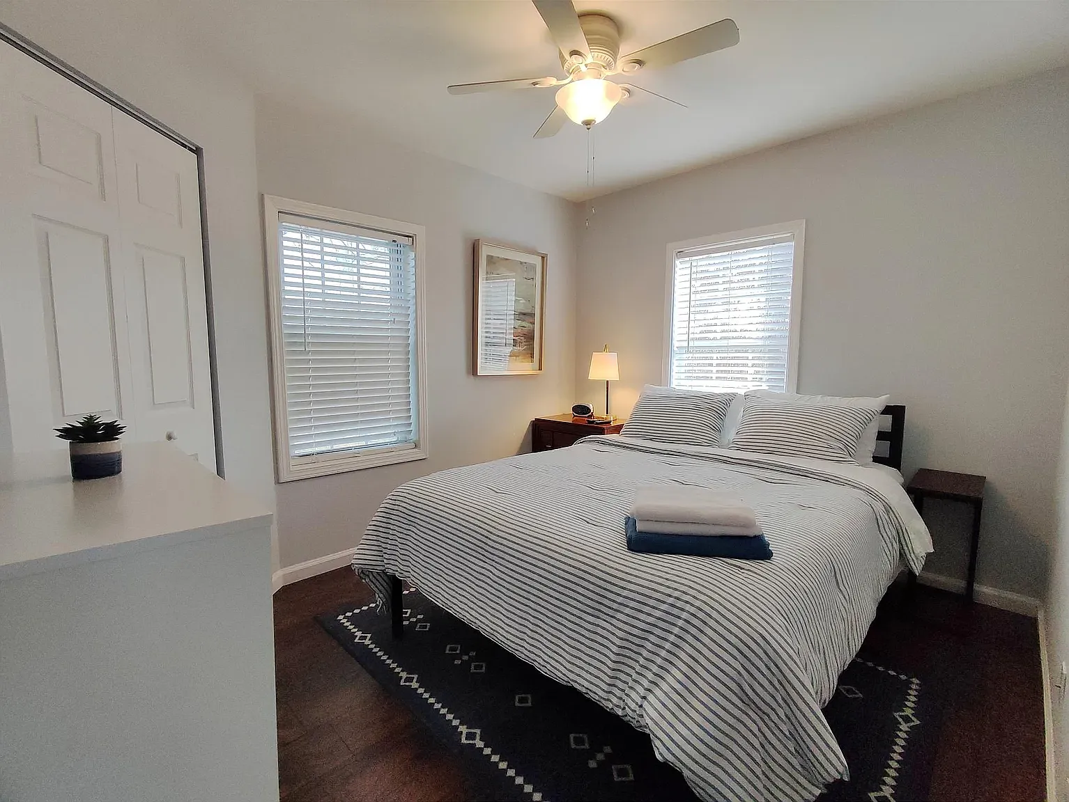 2 bed, 1050 sqft, $1,800 — Photo 4