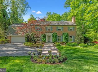 7030 Longwood Dr, Bethesda, MD 20817