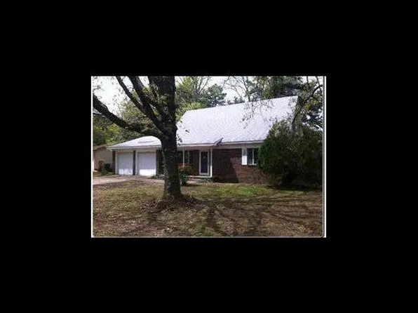 1715 Glenda Dr, Little Rock, AR 72205