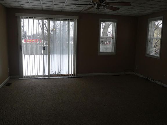 5th image of 844 Everglade Dr SE