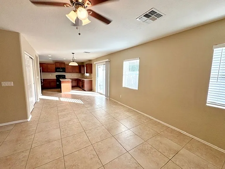 28088 N Superior Rd — Photo 5
