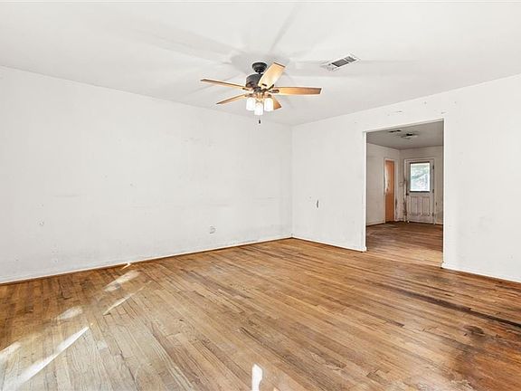 3rd image of 508 Chenault Ave