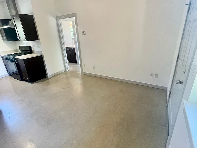 500 Granite Hill Ct #2 — Photo 3
