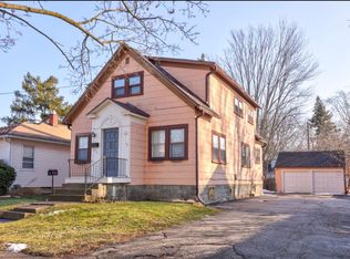 916 S Webster St, Saginaw, MI 48602