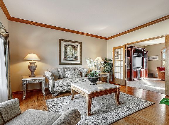 5th image of 9101 Timberwood Ln