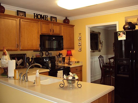 Solid Surface Corian Countertops & Sink