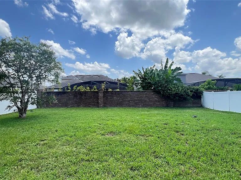 806 Lost Grove Cir — Photo 26