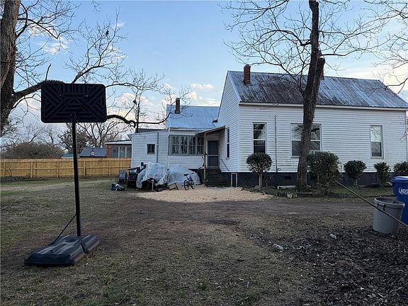 2nd image of 77 N Midway St