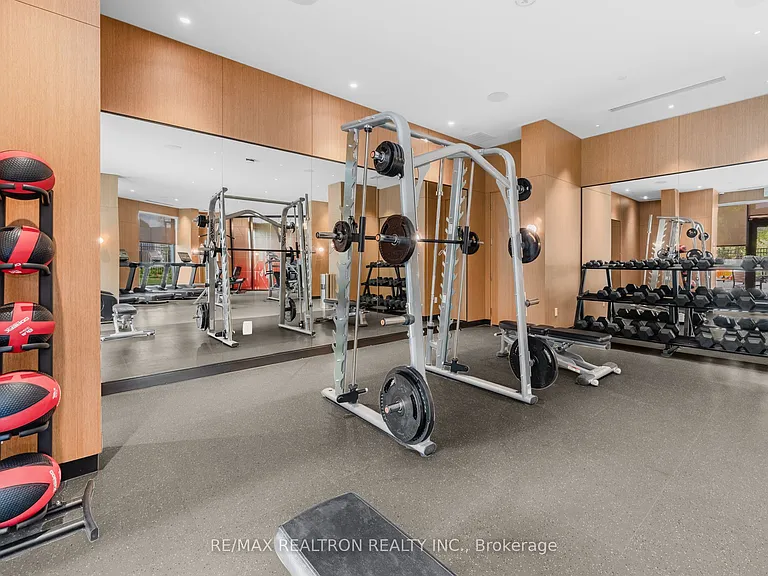 25 Cordova Ave #Penthouse 06 — Photo 30