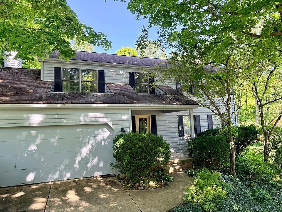 1st image of 65 Otterbein Dr