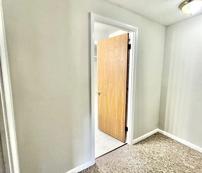 452 Tanglewood Ln — Photo 36