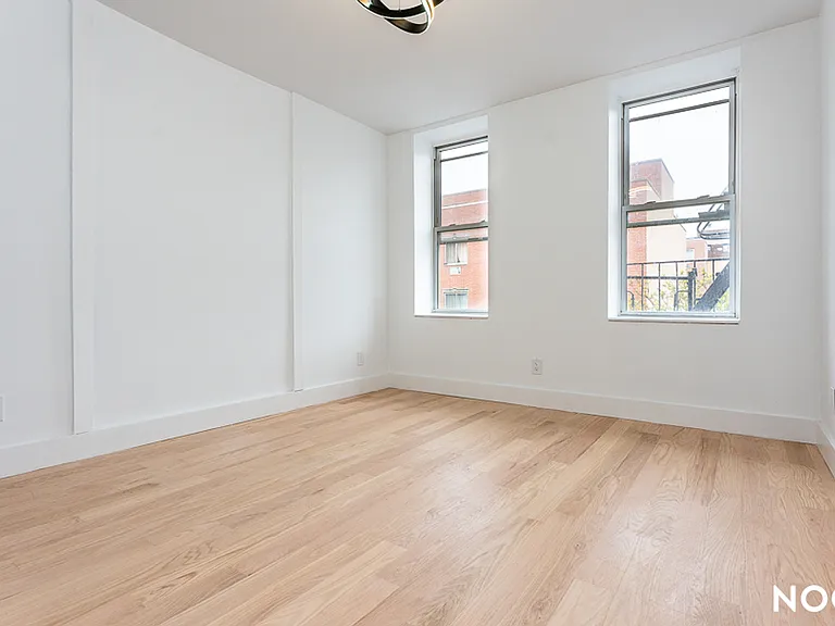 98 Moore St #3F — Photo 11
