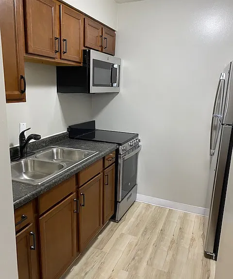54 College Ave #1-2 — Photo 2