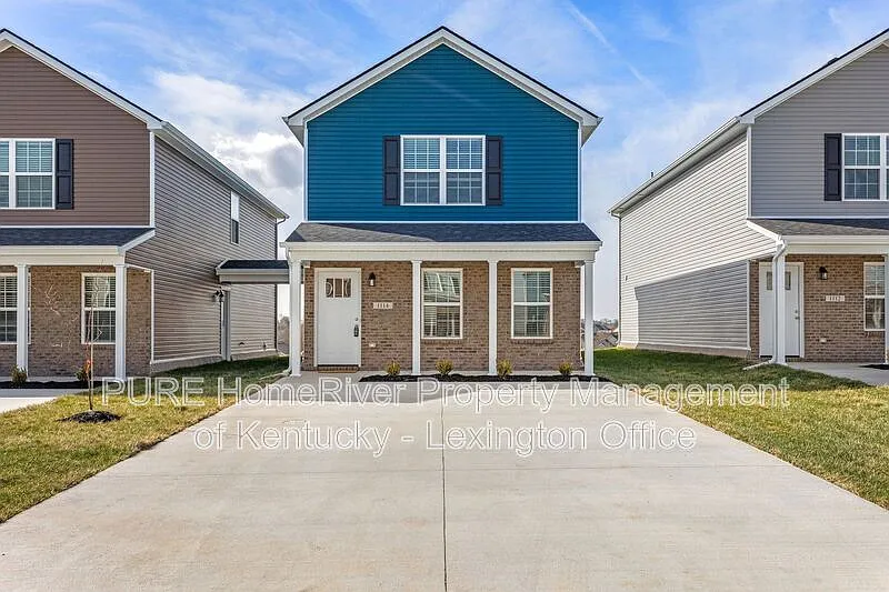 3 bed, 2.5 bath, 1600 sqft, $1,495 — Photo 1
