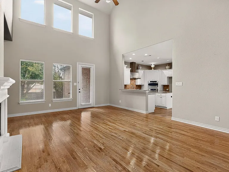 475 Fenwick Dr — Photo 13