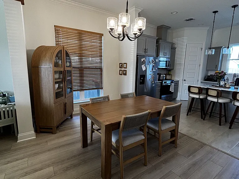 103 Bijou Dr — Photo 7