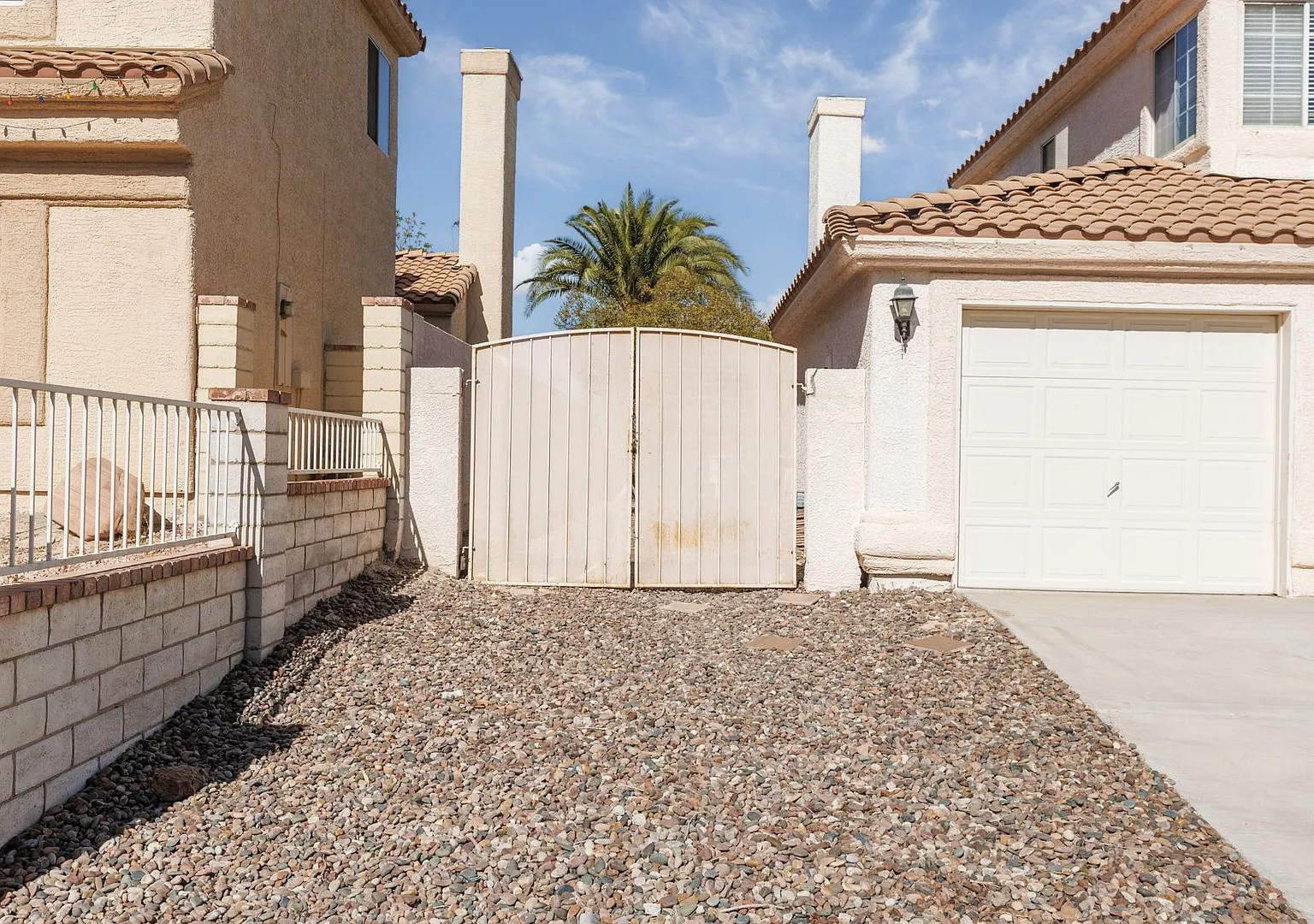 Large Silverado Ranch home with pool — Photo 3