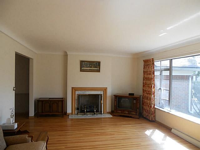 2nd image of 2702 Strauss Ave