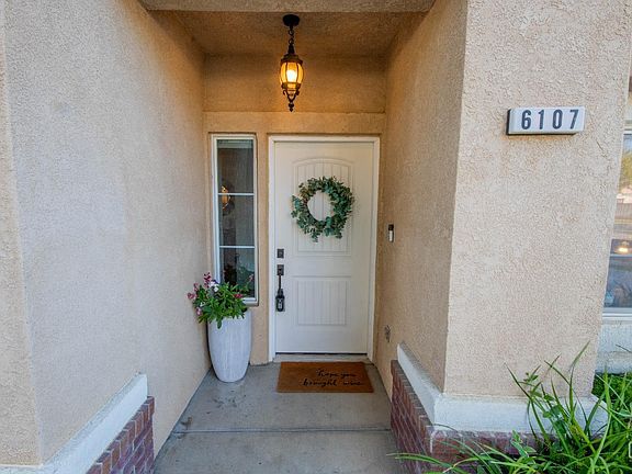 5th image of 6107 Lakewood Shores Dr