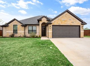 3310 Promenade Ct, Granbury, TX 76049