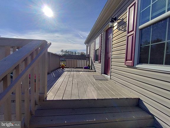 3rd image of 35394 Sussex Ln