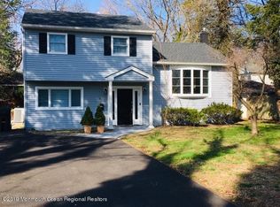 202 Cliftwood Rd, Oakhurst, NJ 07755