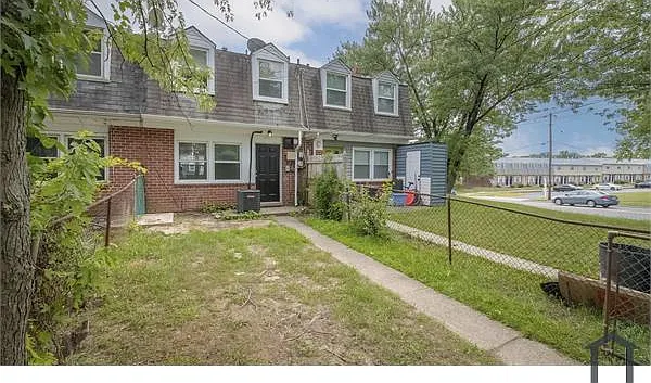 1602 Lyle Ct — Photo 14