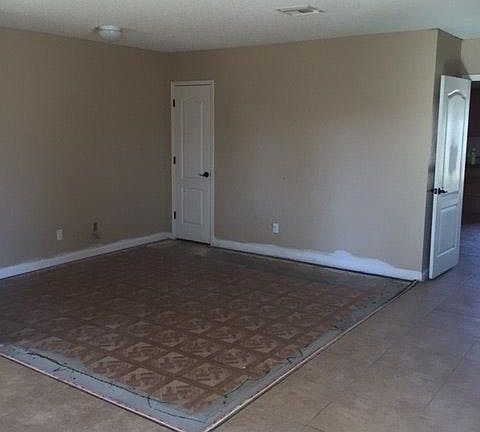 Bonus area (carpet coming soon)