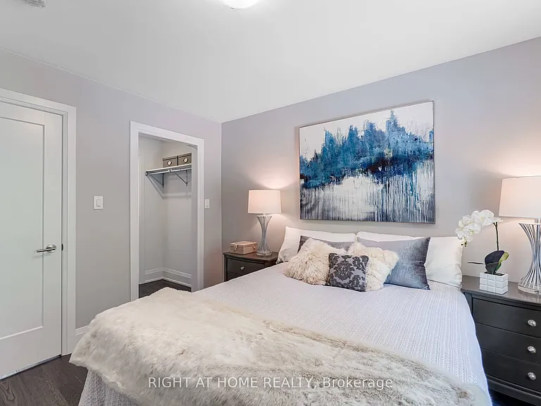 294 S Kingsway Rd #3 — Photo 11