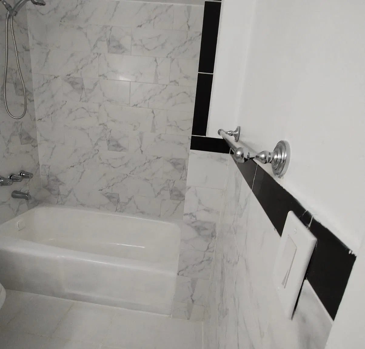 1 bed, 692 sqft, $1,800 — Photo 4