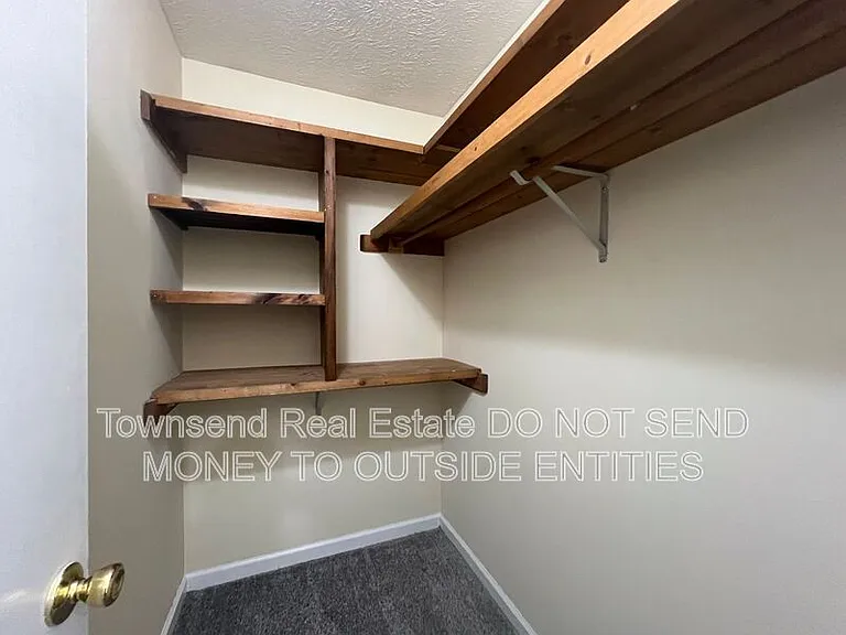 5038 Linton Hall Rd — Photo 10