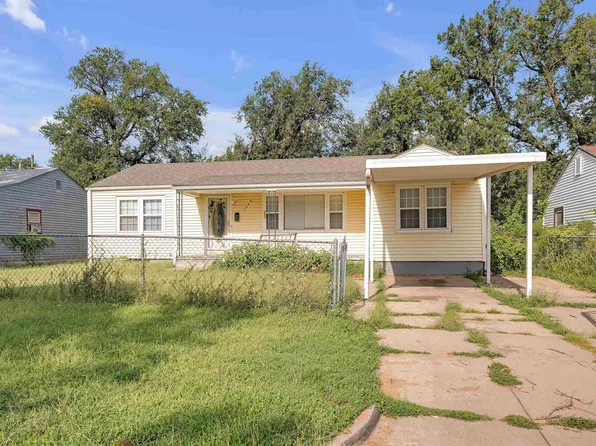 2349 N Prince St, Wichita, KS 67219