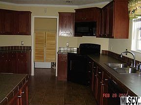 5th image of 5204 Branchside Dr
